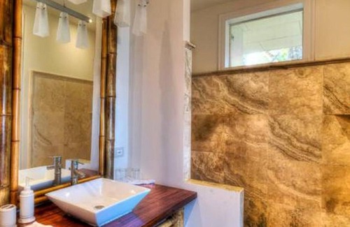 Puerto Jimenez Hotel | Iguana Lodge Beach Resort
