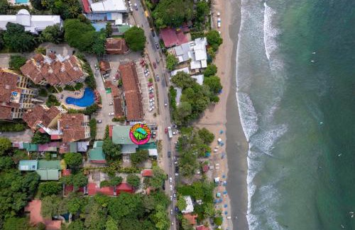 Tamarindo Hotel | Iguana Surf Camp