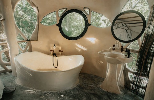 Soliman Bay House | IKALAR