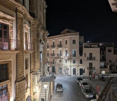 Agrigento Apartment | Il balcone sul centro