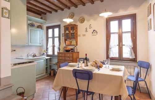 Cascine-La Croce Apartment | Il Borgo Apartment in Bientina