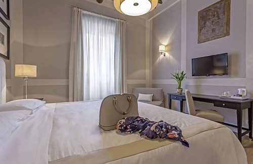 Siena Historical Center Bed & Breakfast | Il Chiostro del Carmine