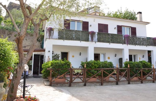 Schiazzano Bed & Breakfast | Il Cottage B&B