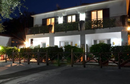 Schiazzano Bed & Breakfast | Il Cottage B&B