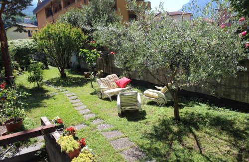 Mandello del Lario Apartment | Il giardino dei fiori