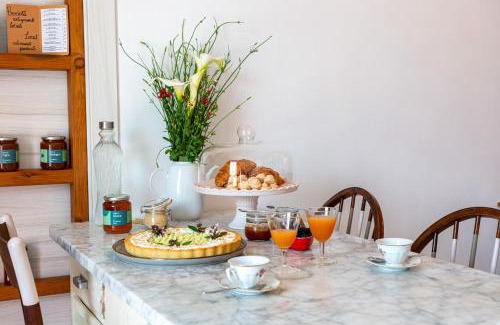 Mandello del Lario Bed & Breakfast | Il Mallo Verde - Lake Como B&B