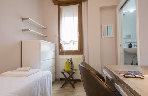 San Donato-San Vitale House | Il Mughetto