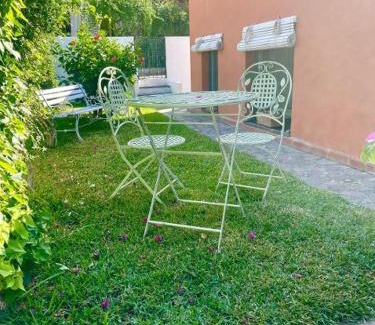 Malfa House | Il Nido di Malfa - in the square in Malfa