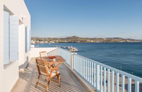Adamas Villa | il porto di Milos