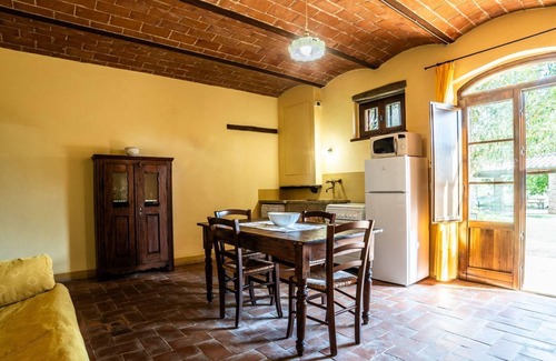 Marciano della Chiana Apartment | "Il Querciolo" Apartment "Pozzale" for 2+2 people in a farmhouse in Valdichiana, in the heart of Tuscany