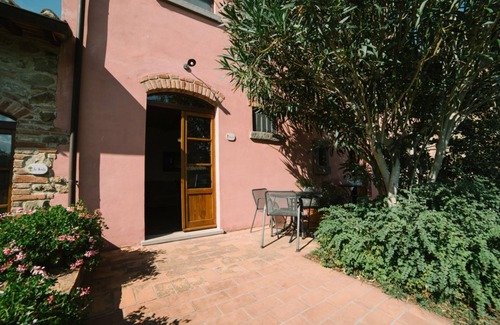 Marciano della Chiana Apartment | "Il Querciolo" Apartment "Pozzale" for 2+2 people in a farmhouse in Valdichiana, in the heart of Tuscany