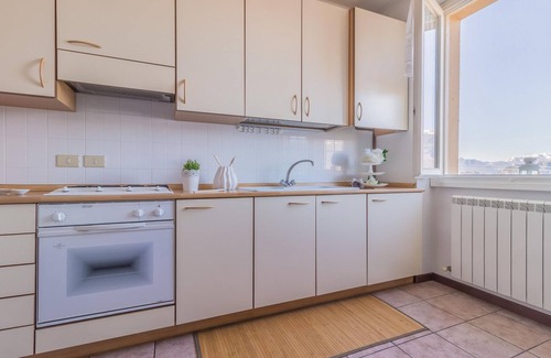 Fiumelatte Apartment | Il Tramonto sul Lago Varenna