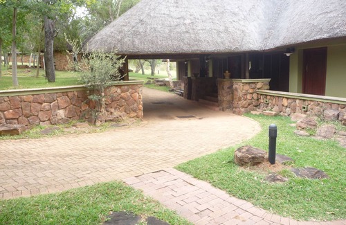 Vaalwater Hotel | Ilanga Lodge