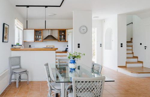 Kosta Villa | Iliana Exclusive Villa - Private Pool