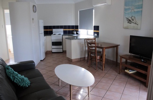 South Mackay Hotel | Illawong Beach Resort