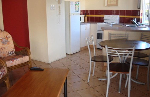 South Mackay Hotel | Illawong Beach Resort