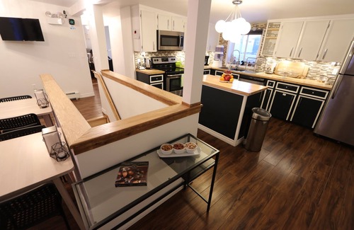 Cambridge Bay Bed & Breakfast | Illu B&B