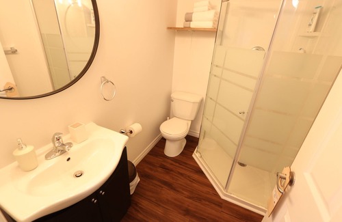 Cambridge Bay Bed & Breakfast | Illu B&B