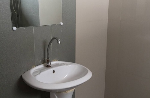 Jaro House | Iloilo Budget Inn - Jaro