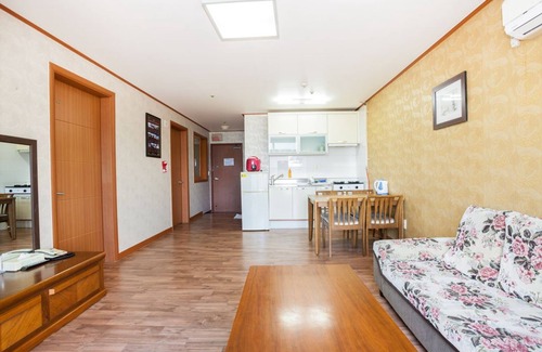 Hallim Apartment | Ilsung Jeju Condo