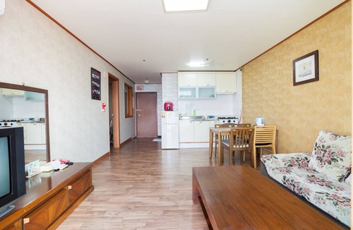 Hallim Apartment | Ilsung Jeju Condo