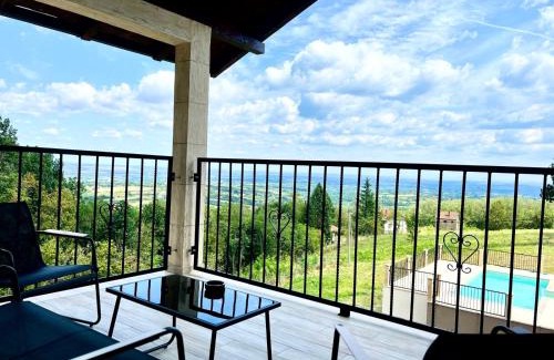 Mladenovac Apartment | Imanje POGLED