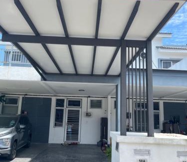 Ijok House | Imany World Homestay-No Liquor, Pork & Smoking