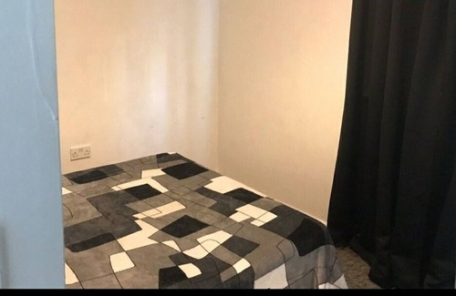 Stoke-on-Trent Apartment | Immaculate 1-Bed Apartment in Stoke-on-Trent