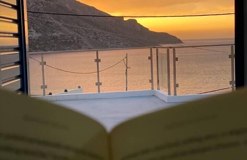 Massouri Apartment | Immaculate 1-Bed Apartment in Kalymnos