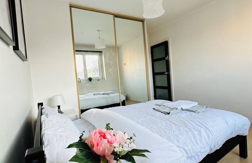 Angel Apartment | Immaculate 3-bed Apartment in London