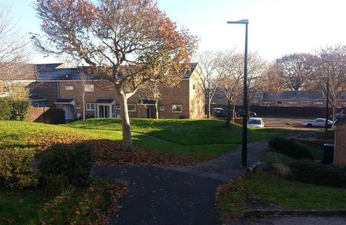 Severn Beach House | Immaculate 3-Bed House in Bristol with fast wifi