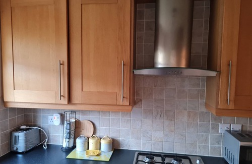 Bolton House | Immaculate 3-bed House With Free Parking in Bolton