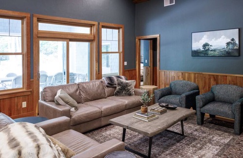 Ephraim Cabin | Immaculate and Secluded Ephraim Escape