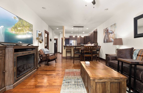Whitefish Condo | Immaculate condo in the heart of downtown Whitefish