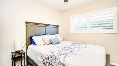 South Scottsdale House | Immaculate Home Near Old Town Scottsdale and ASU!