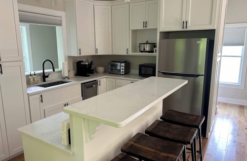 Saratoga Springs Apartment | Immaculate studio rental unit in downtown Saratoga Springs, NY!