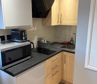Hemel Hempstead Apartment | Immaculate Studio Apartment