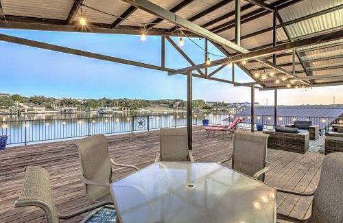 Kingsland House | Immaculate Waterfront Family Home for 16 w Private Dock