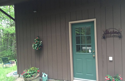 Ellsworth Apartment | Immaculate Waterfront Studio Apt, kayaks, hot tub, 45 min. to Acadia