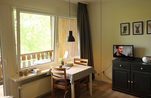 Krummsee Apartment | Immenhagen holiday apartments - No. 08 deer crossing