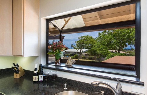 Waialae Iki Ridge House | Immersed in nature Home w/A/C, bbq area, Hale Poola