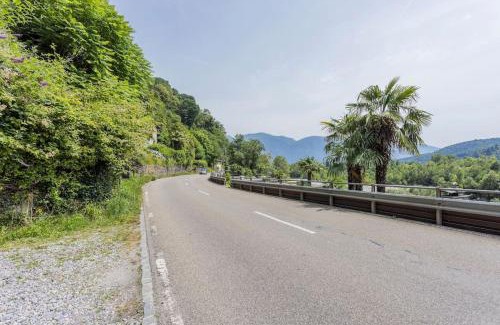 Locarno House | Immersi nella natura con accesso al fiume maggia