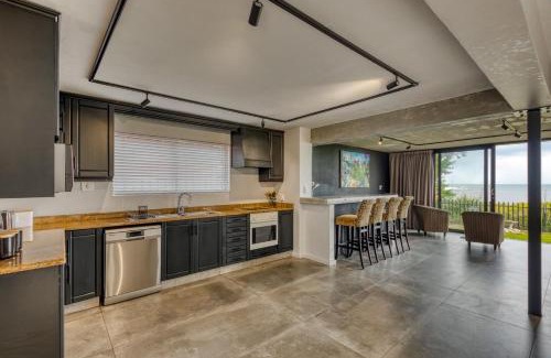 Sandbaai House | iMoyo Ocean Villa Hermanus