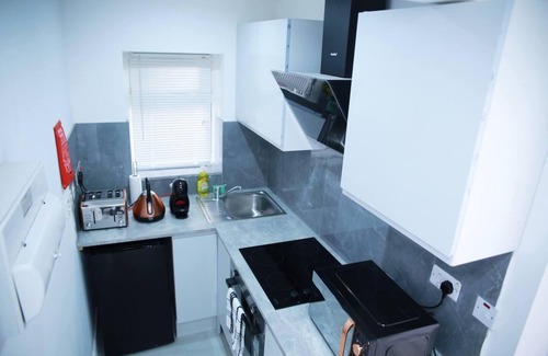South Harrow Apartment | Impeccable 1-Bed Apartment in Harrow