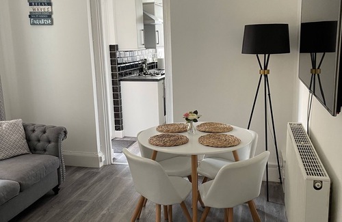 Eastbourne City Centre Apartment | Impeccable 2-bed Apartment in Eastbourne