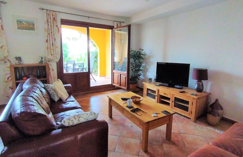Costa Esuri Ski Chalet | Impeccable 2-Bed Townhouse in Costa Esuri