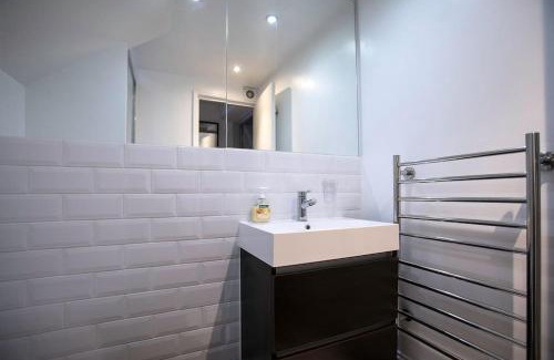Redcliffe Apartment | Imperial airways apartment SW10