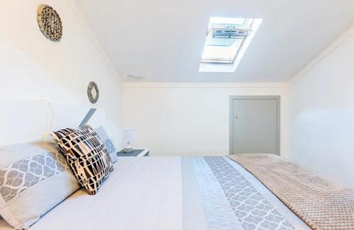 Portela Apartment | Imperial apartment 1, 2 e 3