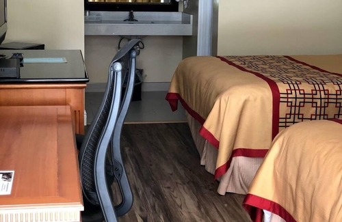 Mosswood Hotel | Imperial Inn