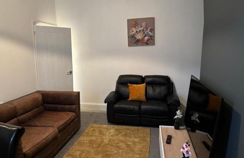 Blyth Apartment | Imperial Suite, Free Parking